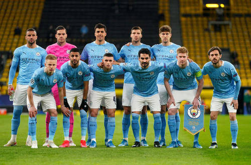 或缺席2个月！皇马官方：阿诺德左侧股四头肌直肌拉伤（皇马官宣：阿诺德左侧股四头肌直肌拉伤，或缺阵两个月）