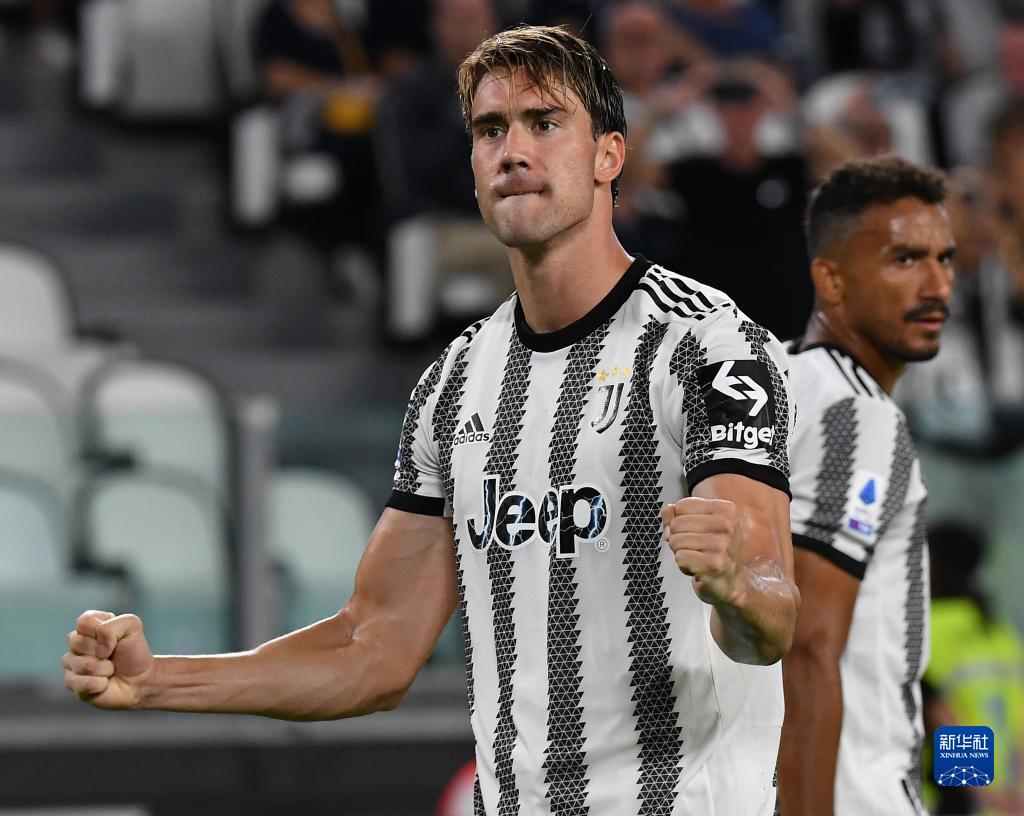 奎因单节21分5助攻0失误创历史，NBA此前仅詹姆斯等3人做到（奎因单节砍21分送5助攻零失误创纪录，NBA历史此前仅詹姆斯等三人达成）