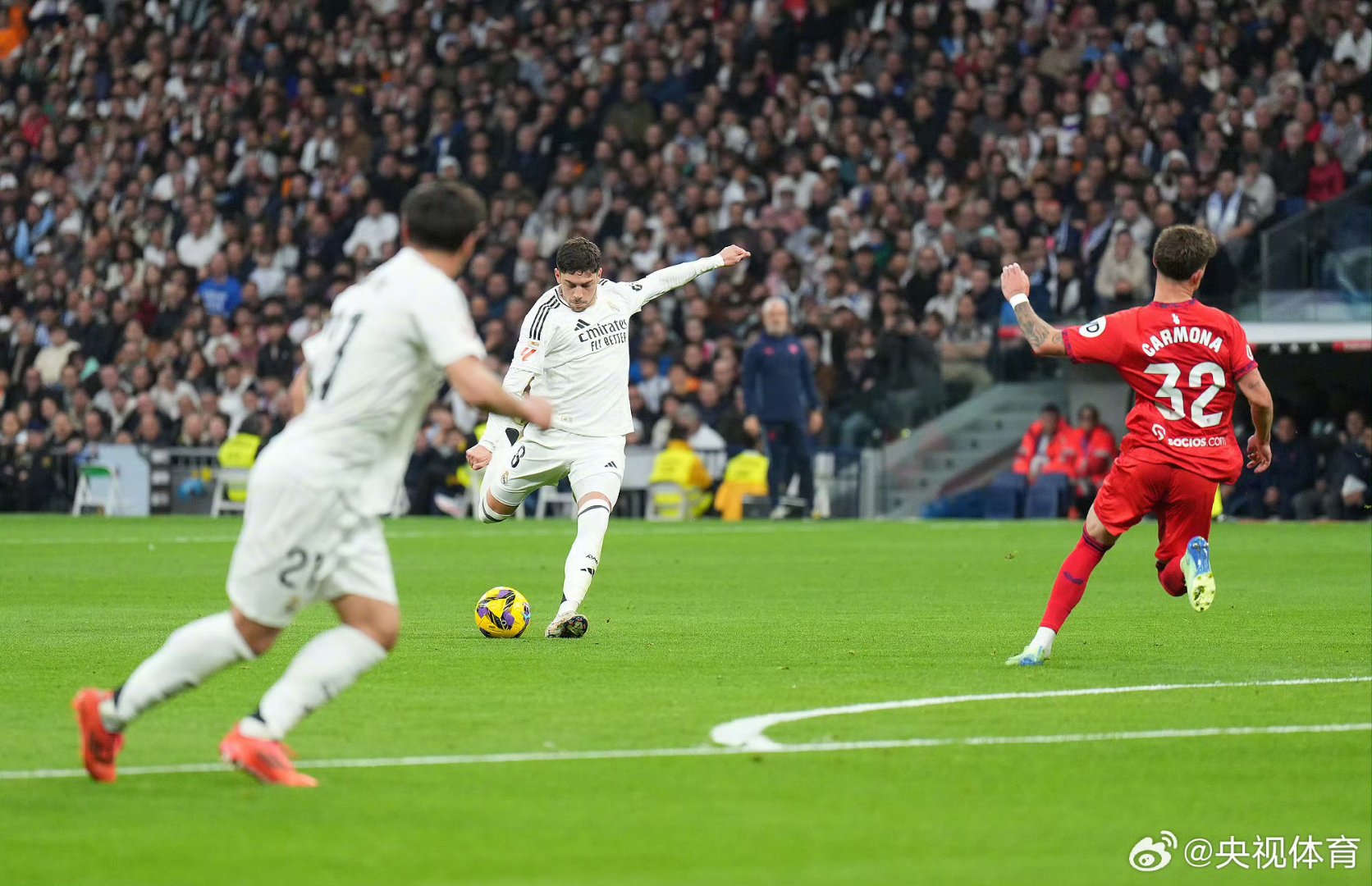 半场战报：海牛1-0三镇，兰克尔-泽补射得分（半场速报：海牛暂1-0领先三镇，兰克尔-泽补射建功）