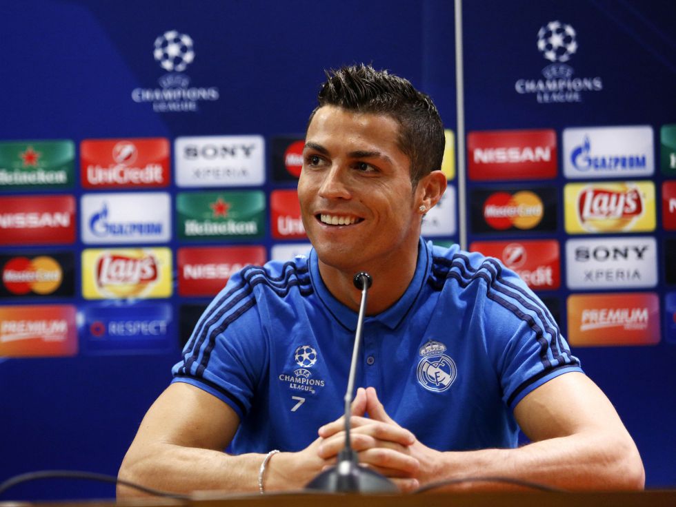 热议U22男足胜韩国：安东尼奥最会用拜合拉木；看韩媒会说啥（U22国足击败韩国引热议：安东尼奥善用拜合拉木，拭目以待韩媒反应）