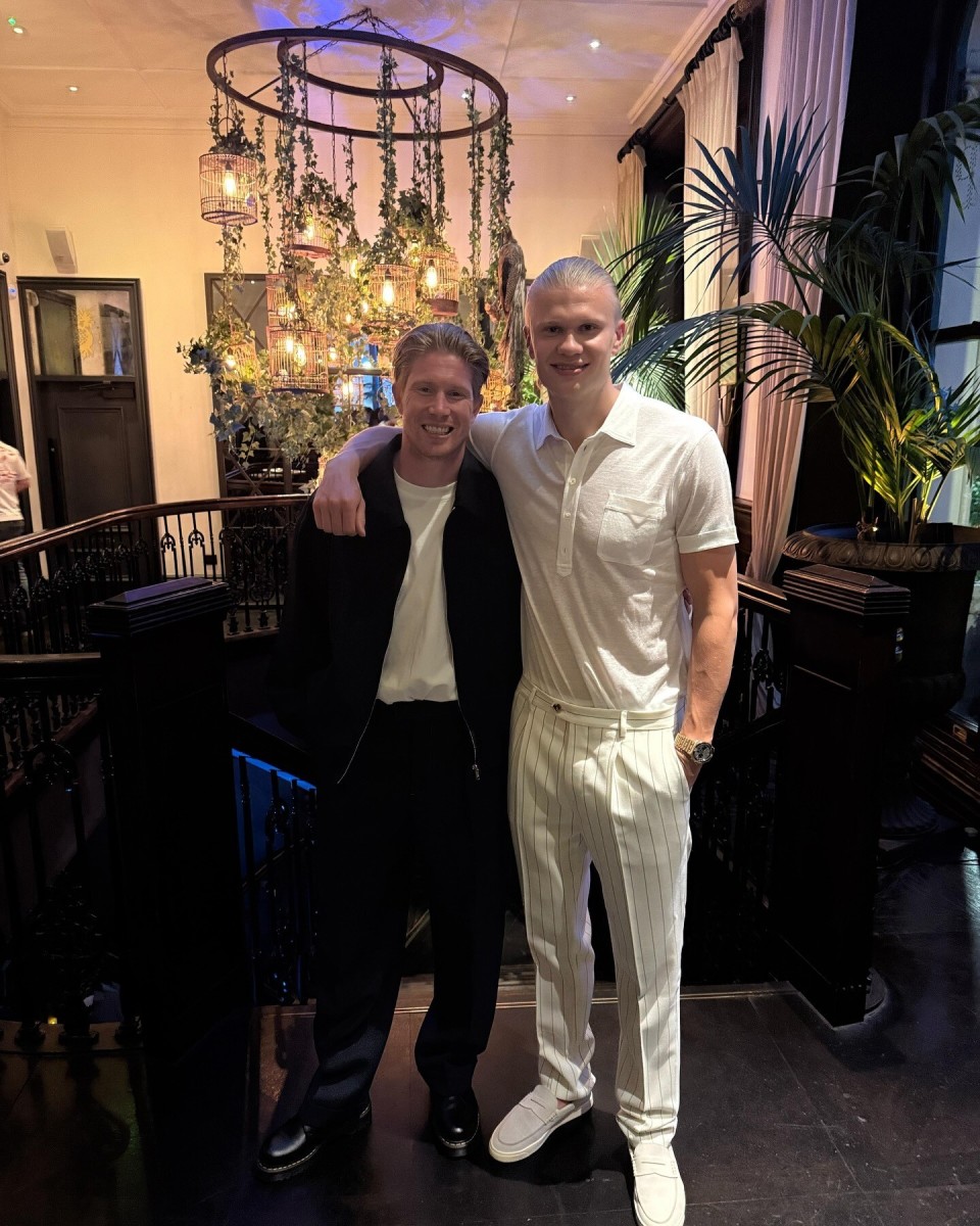 奥尼尔：能进入历史第一人讨论的只有乔丹、詹姆斯和科比（奥尼尔称历史第一人之争仅限乔丹、詹姆斯与科比）