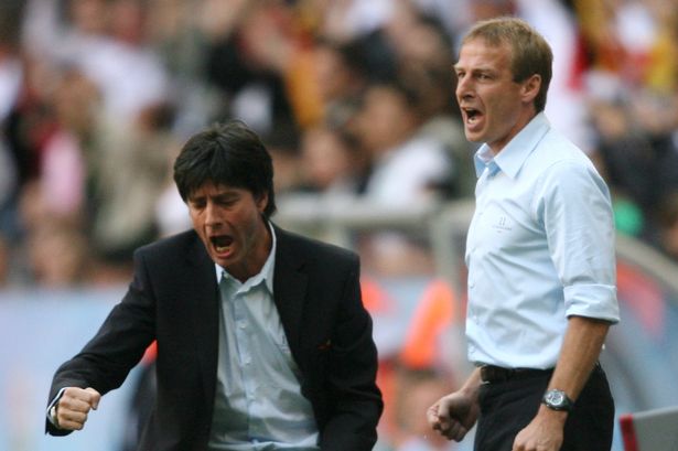 2025／26赛季英超：西汉姆联0-2利物浦！萨拉赫替补席见证利物浦重生（英超2025／26赛季：利物浦2-0客胜西汉姆，萨拉赫替补席目睹红军复苏）